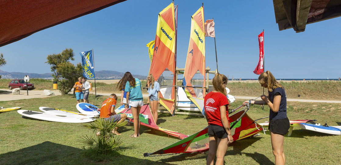 Camping Amfora - Activités et animations - École de surf et de windsurf dans le campng