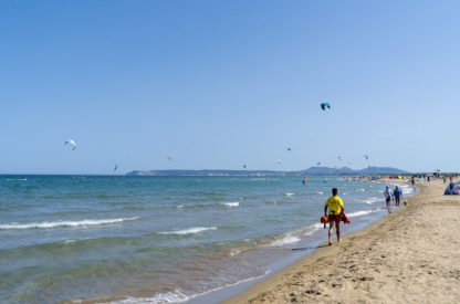 Amfora campsite - The beach - Beach supervised by lifeguards with marked out swimming zone during summer