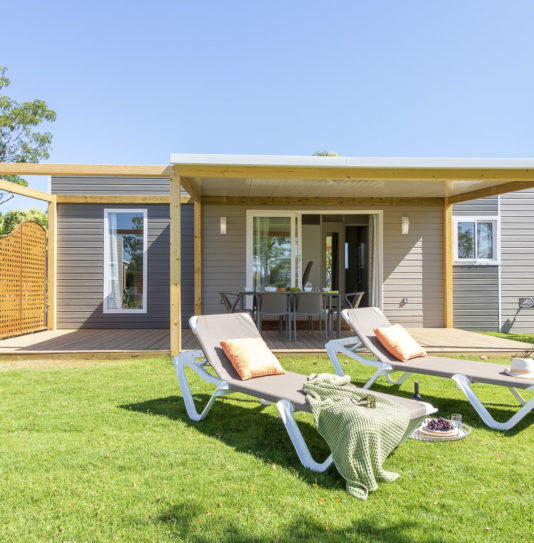 Camping Amfora - Hébergements - Grand hébergement Familial Premium