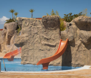 Camping Amfora - Espacio acuático - Zona de juegos acuáticos con toboganes