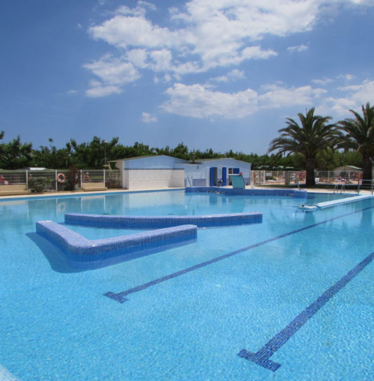 Càmping Amfora - Història del càmping - Vista de la piscina de l\'espai aquàtic en els anys 2010